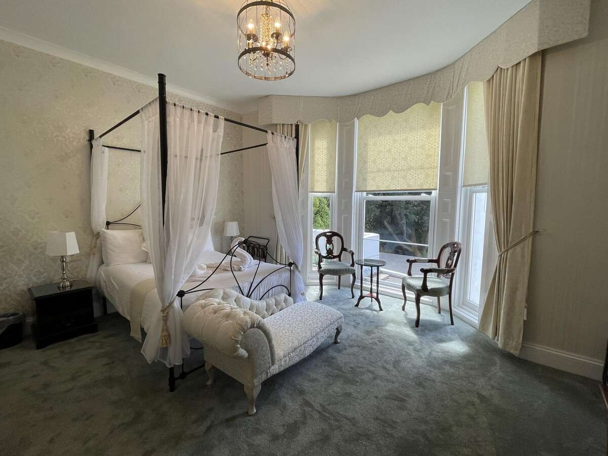 Bedroom 7 Bedroom 7