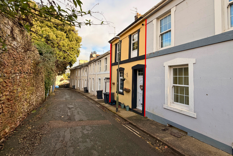 Lower Ground, 8 Brunswick Terrace Brochure